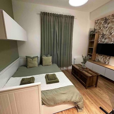 Appartement Le P'Tit Antoine à Pont-Évêque Extérieur photo